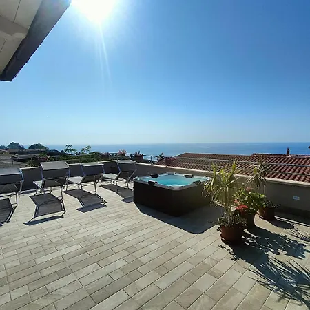 Casa Alessio 4*