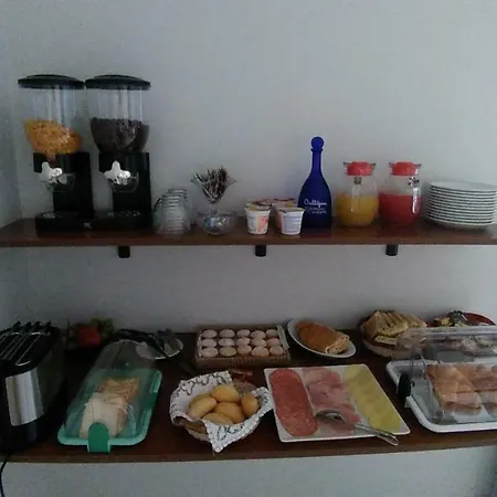 לינה וארוחת בוקר Casa Alessio