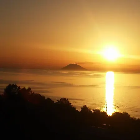 Casa Alessio לינה וארוחת בוקר סנטה דומניקה