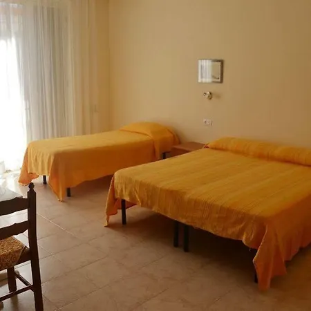 ベッド・アンド・ブレックファスト Casa Alessio 4*
