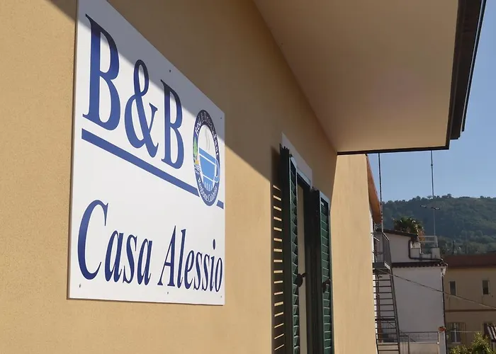 לינה וארוחת בוקר Casa Alessio ריקאדי
