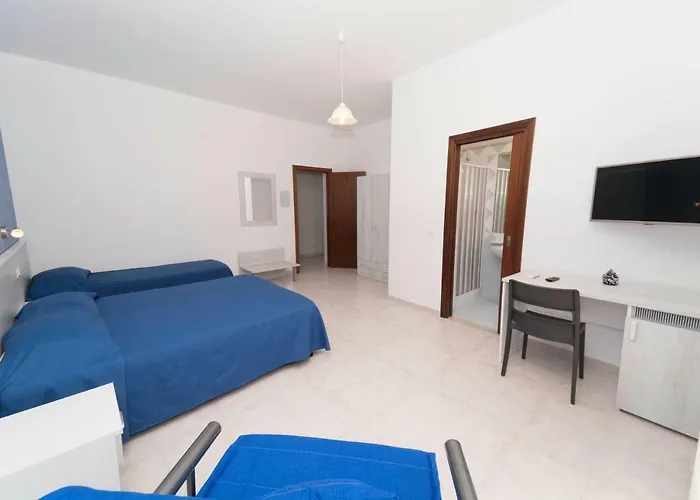 לינה וארוחת בוקר Casa Alessio 4*